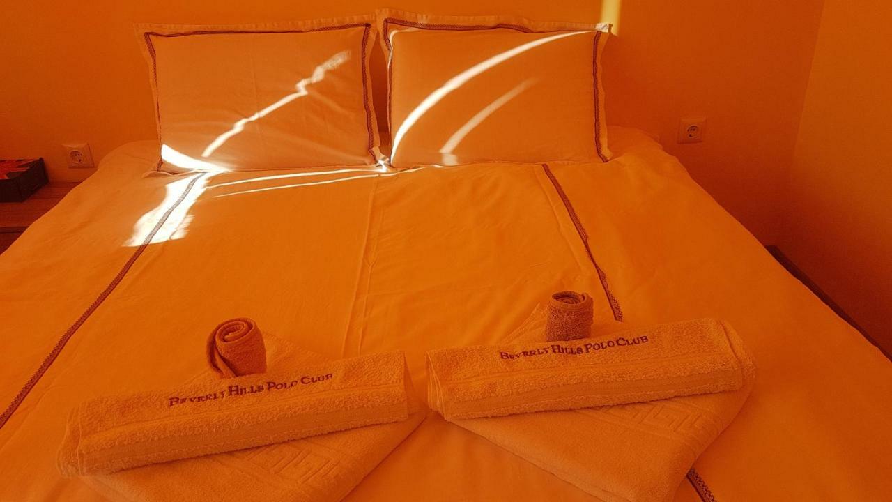 Malavi Guest House Krasen! Comfort&Clean! Kültér fotó